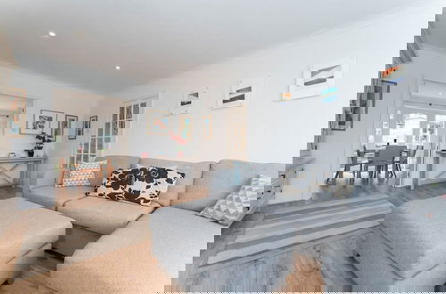 Foto 2 - Host Stay Martlet House