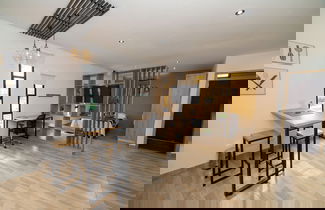 Photo 2 - Caobos Center Coliving & Coworking