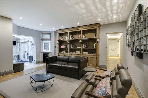 Photo 1 - The Hanover Suite in London