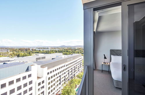 Photo 72 - Meriton Suites Canberra