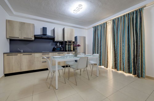 Photo 18 - Sliema Tigne Suites