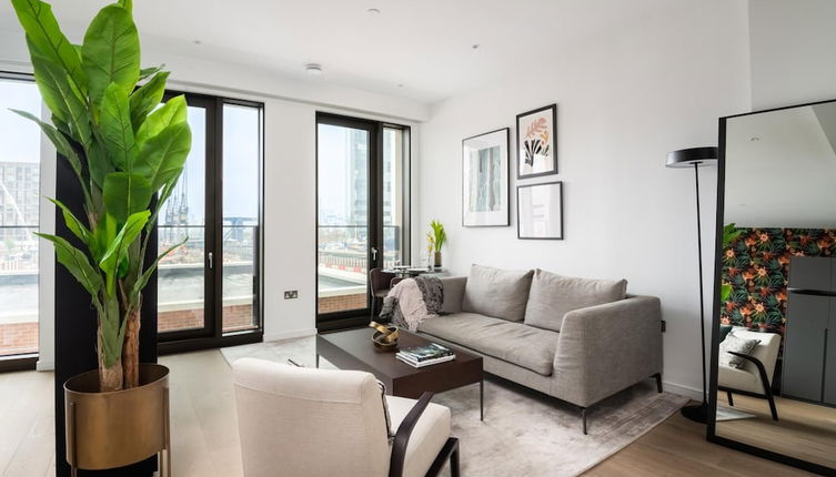 Foto 1 - Immaculate New Studio Apartment in Canary Wharf