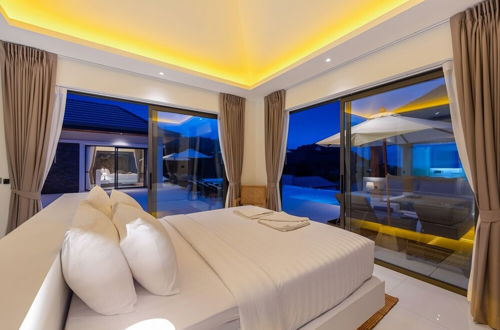 Foto 42 - Beautiful 4 Bedroom Luxury Villa with Sea Views - KBR2