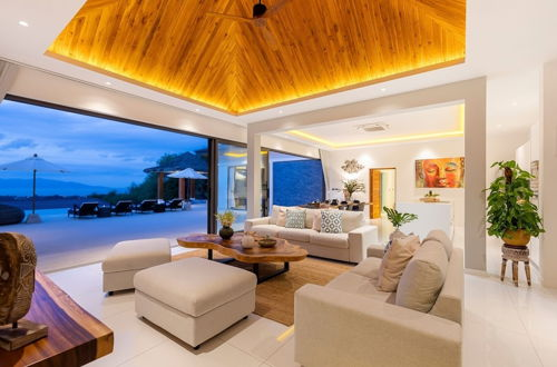 Foto 72 - Beautiful 4 Bedroom Luxury Villa with Sea Views - KBR2