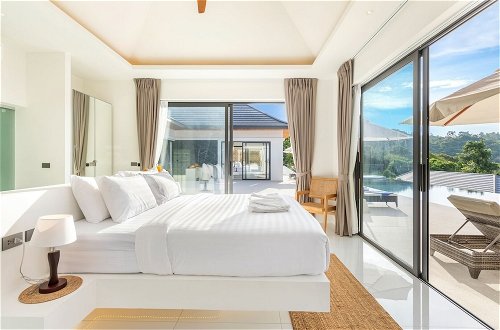 Photo 41 - Beautiful 4 Bedroom Luxury Villa with Sea Views - KBR2