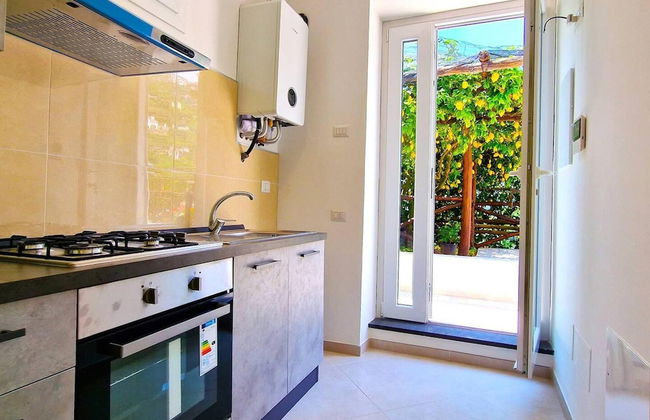 Villa in Lemon Grove With Sea Views & Sea Breeze - Photo 13