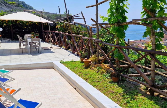 Villa in Lemon Grove With Sea Views & Sea Breeze - Photo 31