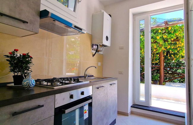 Villa in Lemon Grove With Sea Views & Sea Breeze - Photo 14