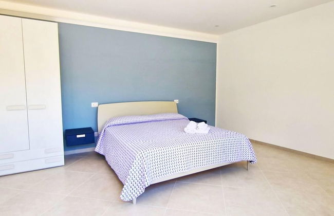Villa in Lemon Grove With Sea Views & Sea Breeze - Photo 8