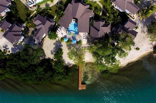 Foto 6 - Entire Private Island For An Epic Group Vacation