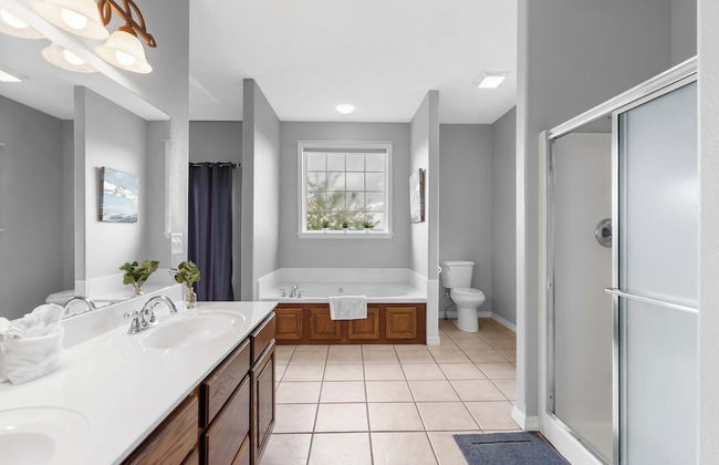 The Greenview Manor - Lake Views - Photo 17
