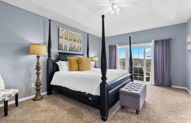 The Greenview Manor - Lake Views - Photo 2