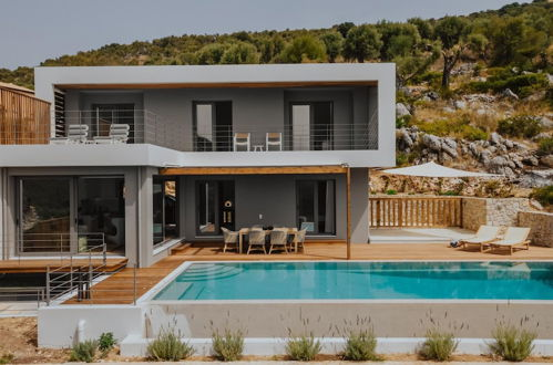 Foto 9 - Luxury 2S Villa Alpha With Private Pool