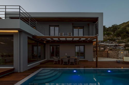 Photo 11 - Luxury 2S Villa Alpha With Private Pool