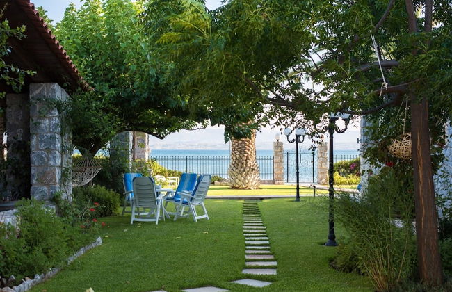 Seafront Luxury Villa w 5-en Suite BR BBQ - Foto 21