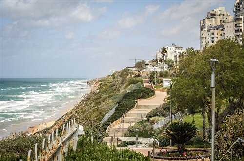 Foto 56 - Netanya Panoramic Sea-View 4BR Apartment