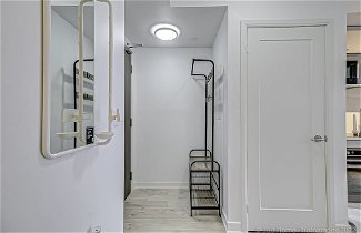 Foto 3 - Minto - Modern Suite in King West Neighborhood