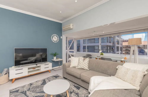 Photo 11 - Stylish and Central 1 BD in Green Point