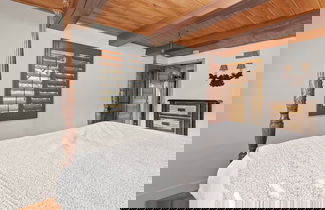 Foto 3 - A Woodsy Mountain Retreat