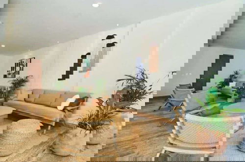 Foto 15 - 2 BR Amazing Pool Top Amenities Wifi 2FL Gym