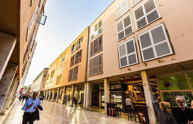 Downtown Zadar Stylish and Sophisticated Apartments - Foto 24