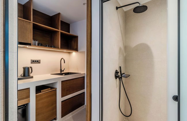 VENTUS Luxury Suites - Photo 48