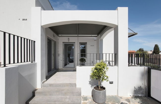 Hermes & Dione - Photo 68