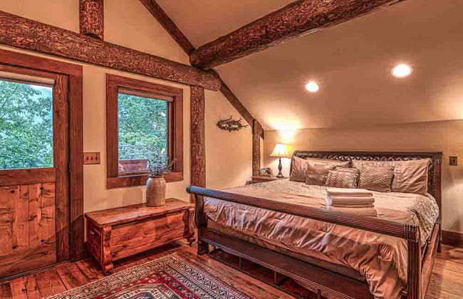 Forge Lake Lodge in Topton - Photo 43