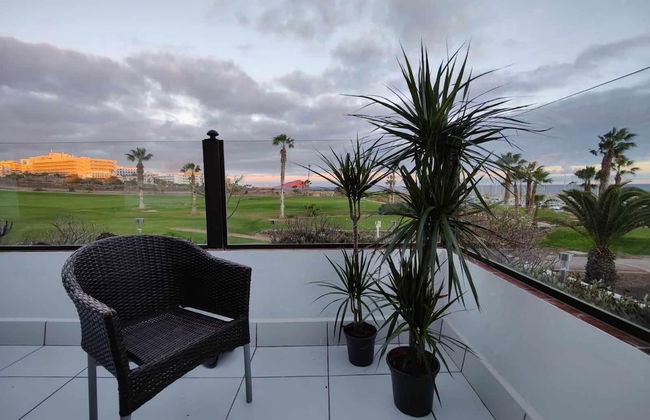 Golf Course and sea Views With two Terraces! - Photo 1