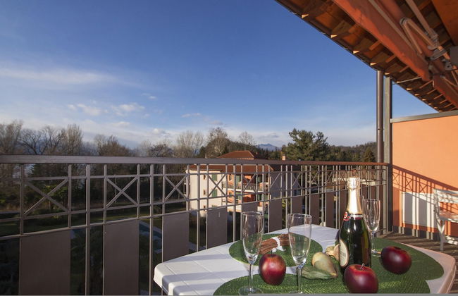 Casa Fiorita Pool and Lake - Foto 17