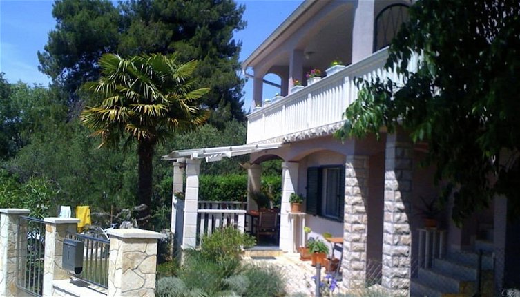 Foto 1 - Spacious Apartment in Dalmatia near Forest
