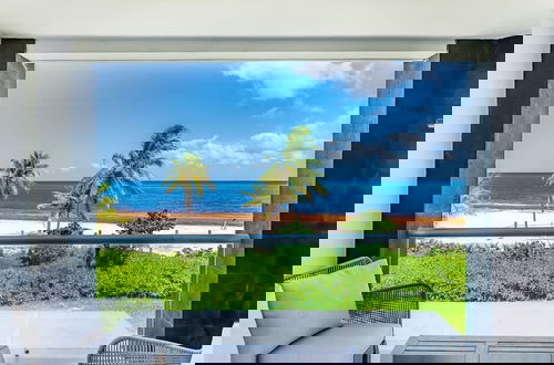 Foto 70 - Gorgeous Ocean Front Apartment Casa Shell 2 Bedroom Condo by RedAwning