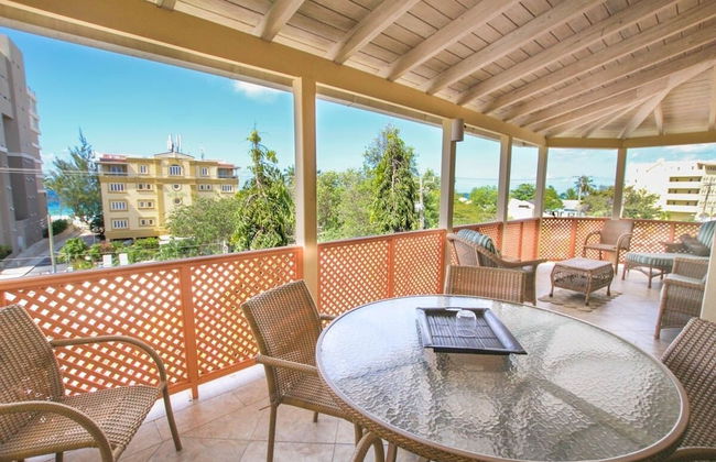 Modern 2-bed Apt Near Beach In St. Lawrence Gap 2 Bedroom Apts by Bluescape - Foto 68