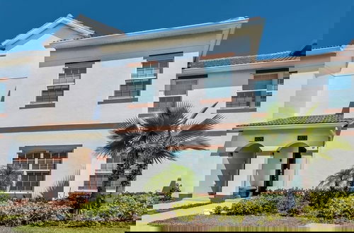 Foto 1 - High End Champions Gate Golf Course 4 Bedroom Townhouse by RedAwning
