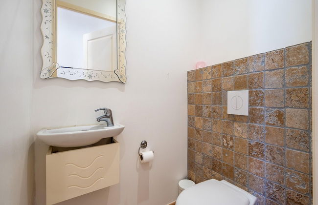 Villa in Montbrun With Pool and Mountain Views - Foto 16