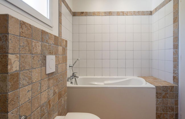 Villa in Montbrun With Pool and Mountain Views - Foto 19