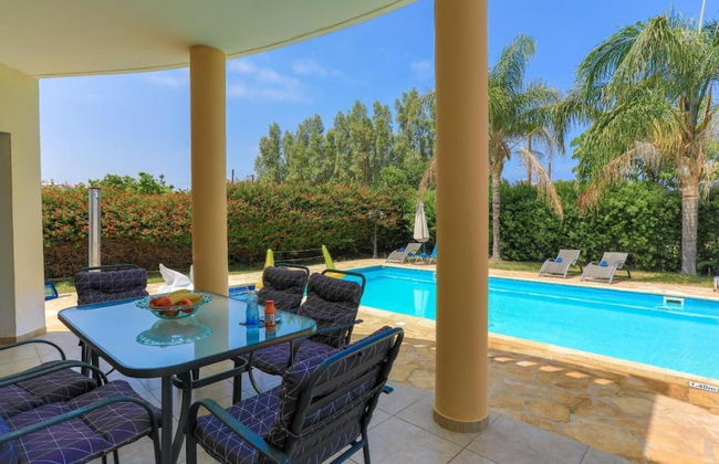 Villa Tsikkos Ena in Argaka - Photo 35