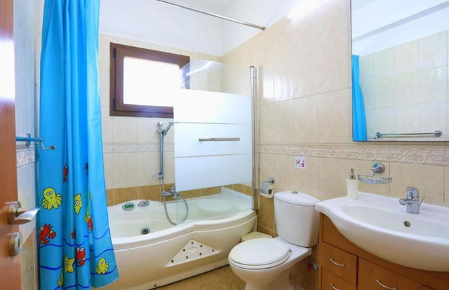 Villa Tsikkos Ena in Argaka - Photo 30