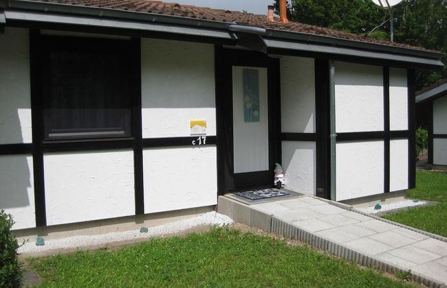 Holiday Home in Germany With Scenic Nature - Foto 1