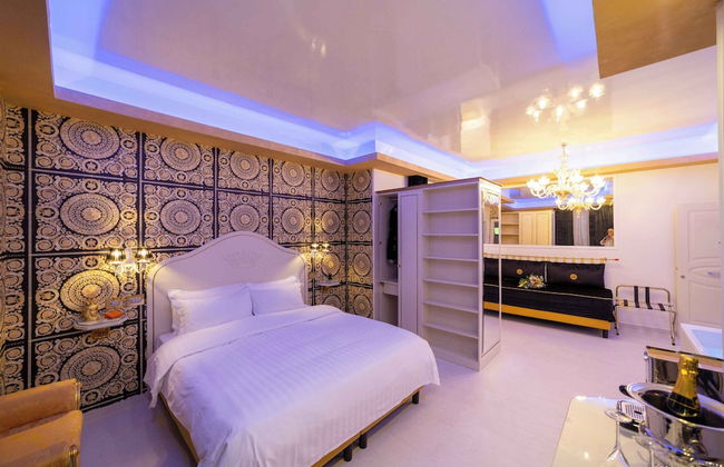 Leucosya Luxury Rooms - Photo 26