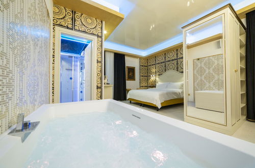 Photo 10 - Leucosya Luxury Rooms