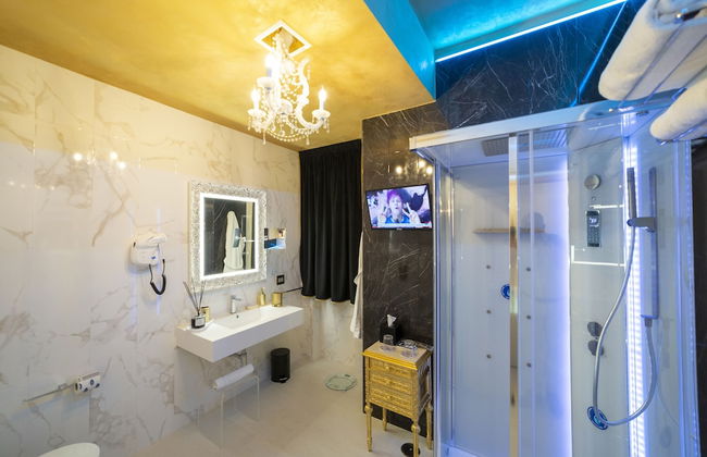 Leucosya Luxury Rooms - Photo 39