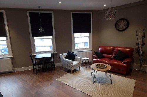 Foto 11 - Stunning 1double Bed Apartment in London