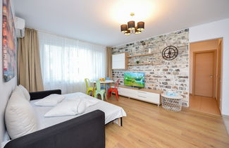 Photo 2 - Bucharest Apartment - Cismigiu Gardens