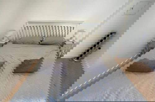 Foto 3 - Modern 1BD Flat Near River Thames, Battersea!