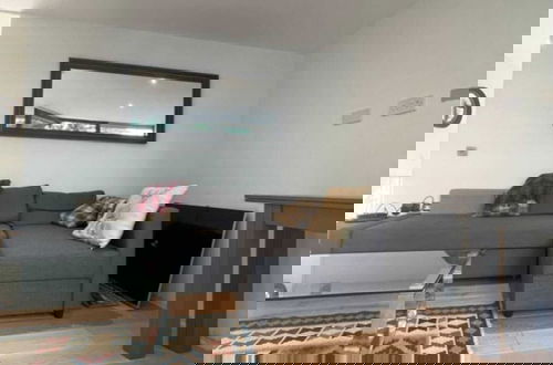 Foto 8 - Modern 1BD Flat Near River Thames, Battersea!