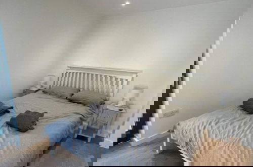 Foto 1 - Modern 1BD Flat Near River Thames, Battersea!
