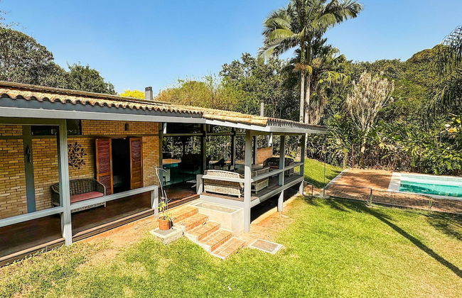 Arquitetura única na Granja Viana - Foto 63