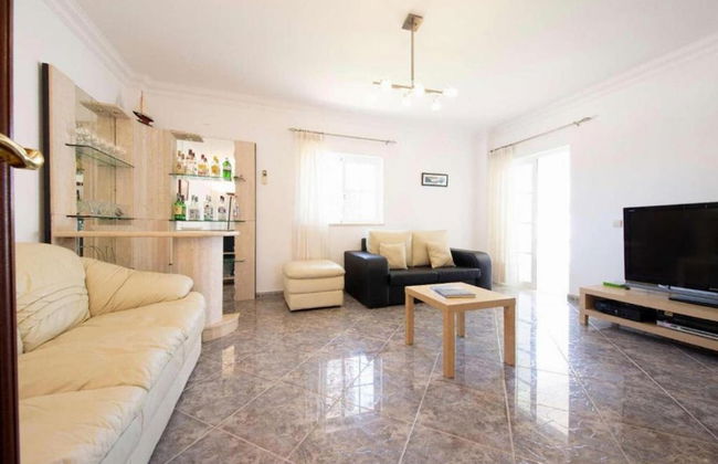 Villa Marlene in Guia - Photo 5