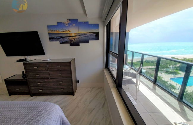 Alexander 1103 4 Bedroom Apts by RedAwning - Photo 10